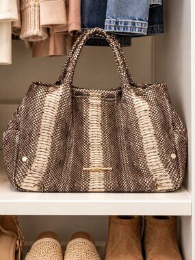 Elaine Turner Leather Shoulder Bag